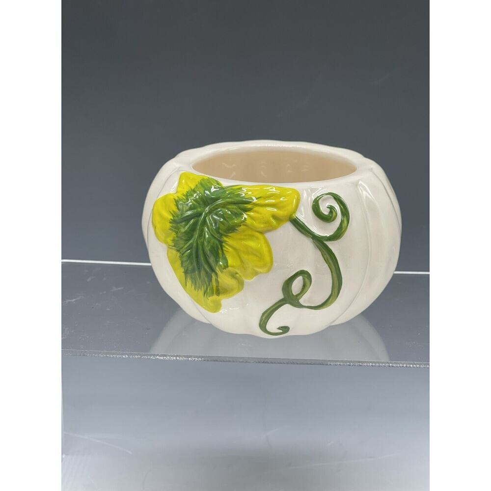 Temptations by Tara Ovenware Sessonal 10oz Fall Bowl Candle Holder‎ Gourd White